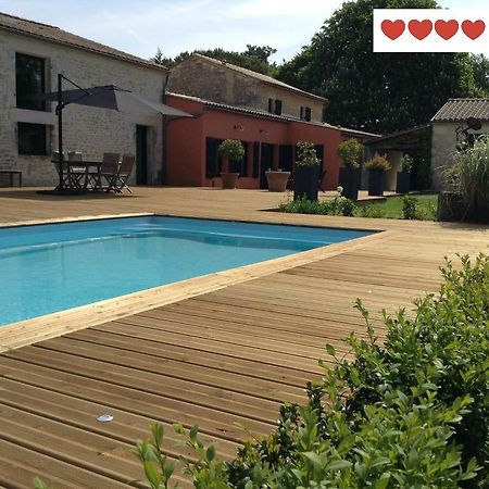 Bed and Breakfast La Grange d'Aunis Aigrefeuille-dʼAunis Exterior foto