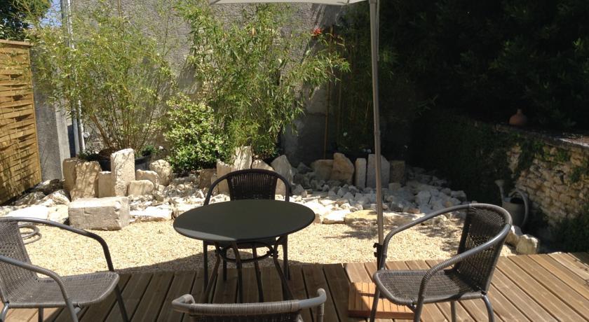 Bed and Breakfast La Grange d'Aunis Aigrefeuille-dʼAunis Exterior foto