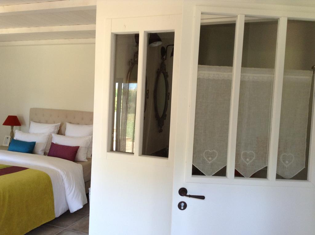 Bed and Breakfast La Grange d'Aunis Aigrefeuille-dʼAunis Zimmer foto