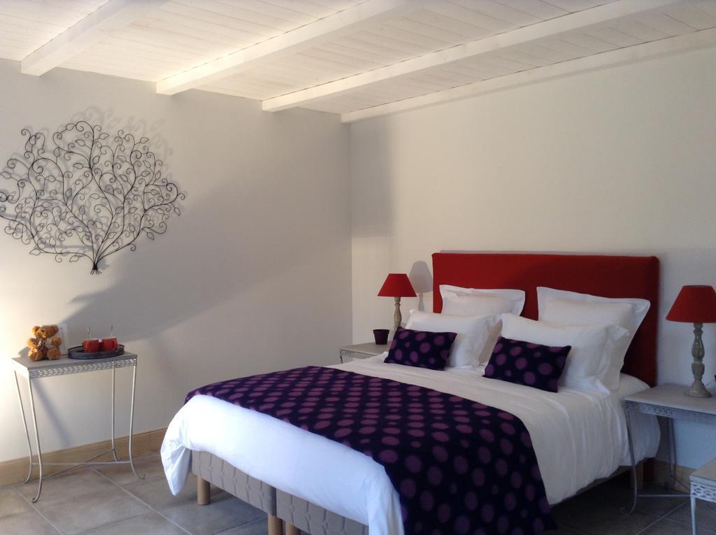 Bed and Breakfast La Grange d'Aunis Aigrefeuille-dʼAunis Zimmer foto