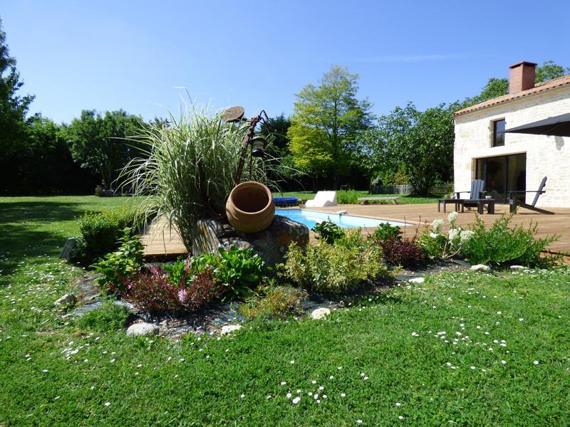 Bed and Breakfast La Grange d'Aunis Aigrefeuille-dʼAunis Exterior foto